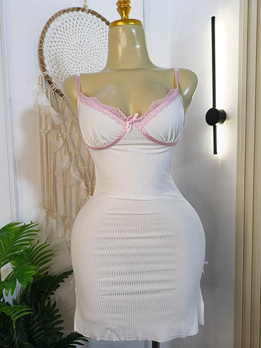 لانجيري-أبيض-قصير-بحمالات-وردي-ماو_ستور