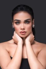 عدسات ملونة الموند جرين أخضر لوزي من ليديا لينسيز كورية الصنع نصف سنوية
