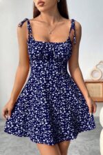 فستان-بيتي-بحمالات-مزين-بالورود-ازرق-غامق-ماو_ستور