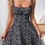 فستان-بيتي-بحمالات-مزين-بالورود-اسود-ماو_ستور