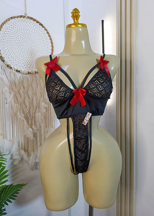 لانجري-مثيراسود-بفيونكات-حمراء-قطعة-واحدة-ماو_ستور