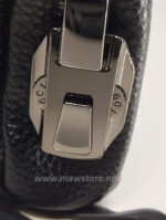 شنطة-تومي-هيلفيغر-ميرور-بسوستة-أمامي-وقفل-أمان-ماو_ستور