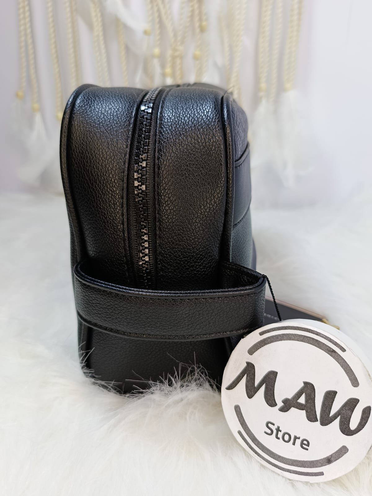 شنطة-تومي-هيلفيغر-ميرور-مع-البوكس-موديل