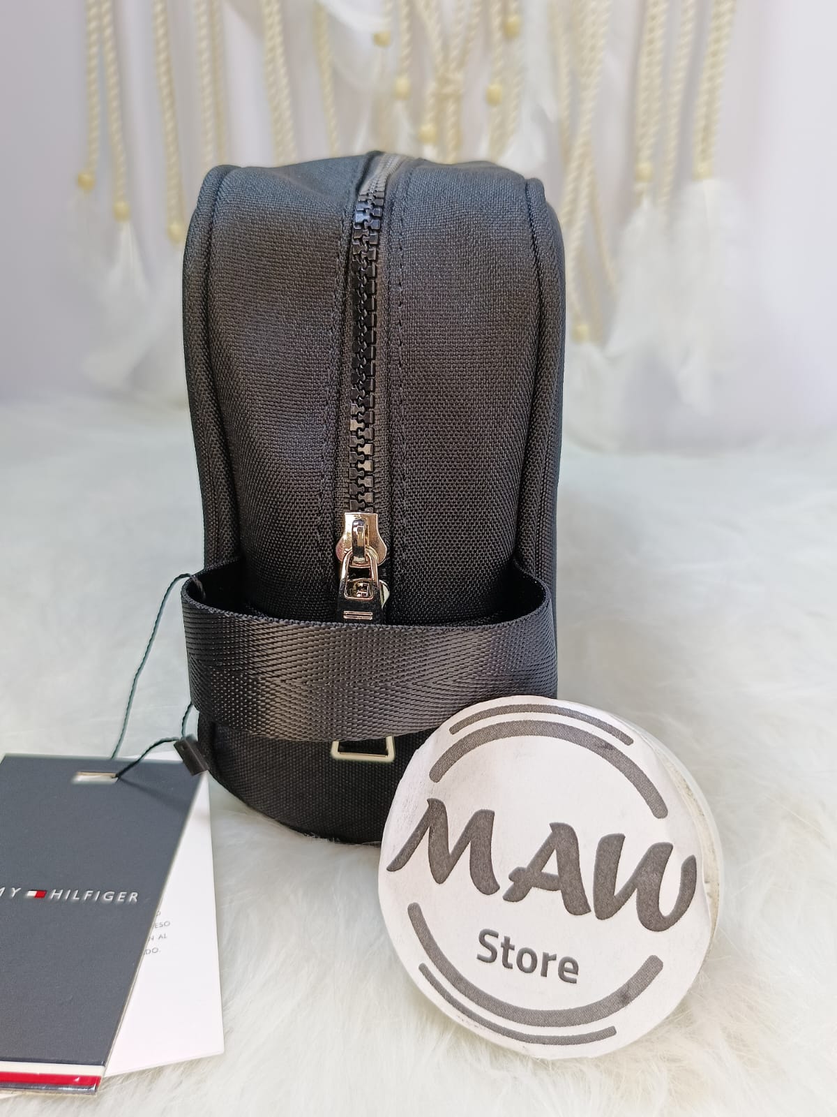 شنطة-تومي-هيلفيغر-ميرور-مع-البوكس-موديل