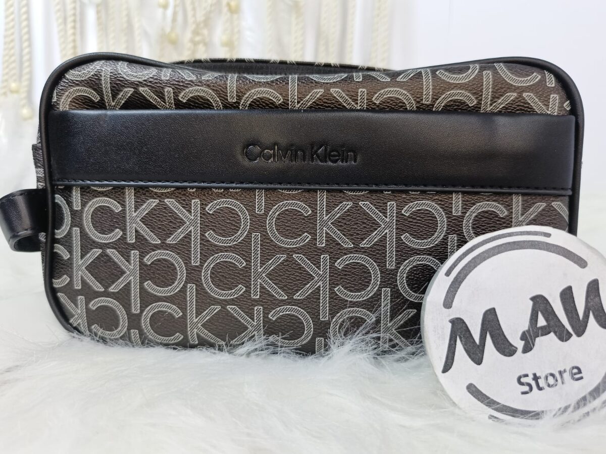 شنطة-كالفن-كلاين-ميرور-هاند-ب-2-سوستة-وجيب-امامي-ماو_ستور
