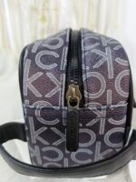 شنطة-كالفن-كلاين-ميرور-هاند-ب-2-سوستة-وجيب-امامي-ماو_ستور