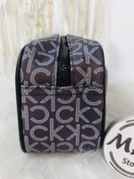 شنطة-كالفن-كلاين-ميرور-هاند-ب-2-سوستة-وجيب-امامي-ماو_ستور