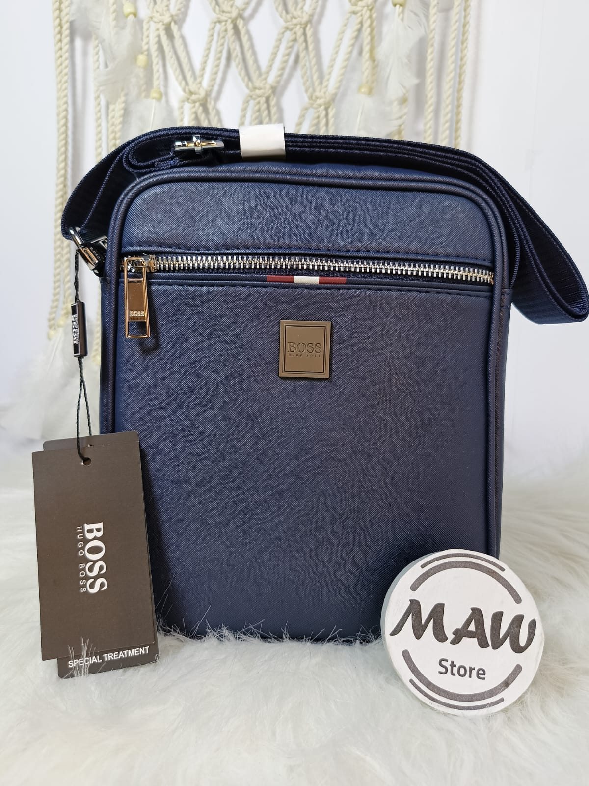 شنطة-كروس-جلد-ميرور-هوجو-بوس-بسوستة-وجيب-امامي-موديل-2-ماو_ستور