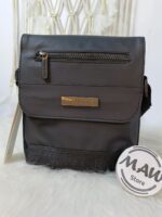 شنطة-كروس-كالفين-كلاين-ميرور-ضد-الماء-بسوستة-واحدة-وجيب-امامي-ماو_ستور