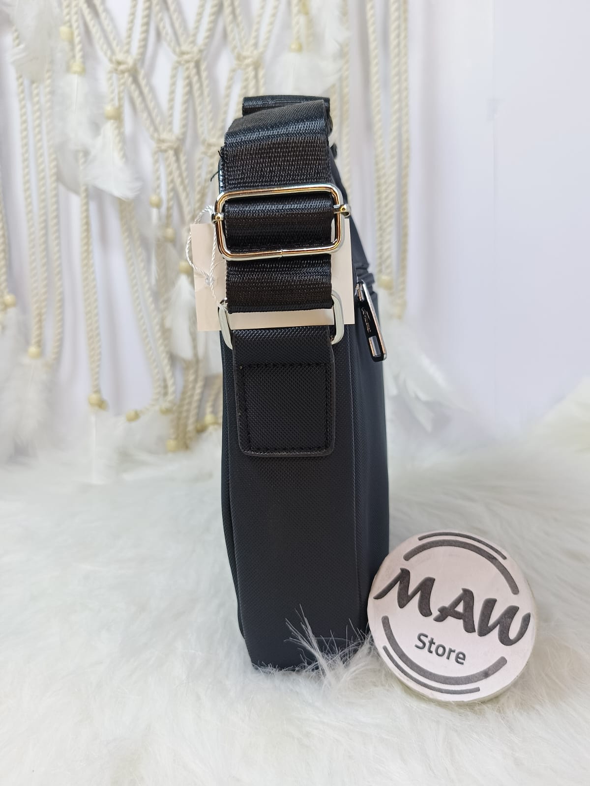 شنطة-لاكوست-كروس-جلد-سوستة-خلفية-وجيب-امامى-ماو_ستو