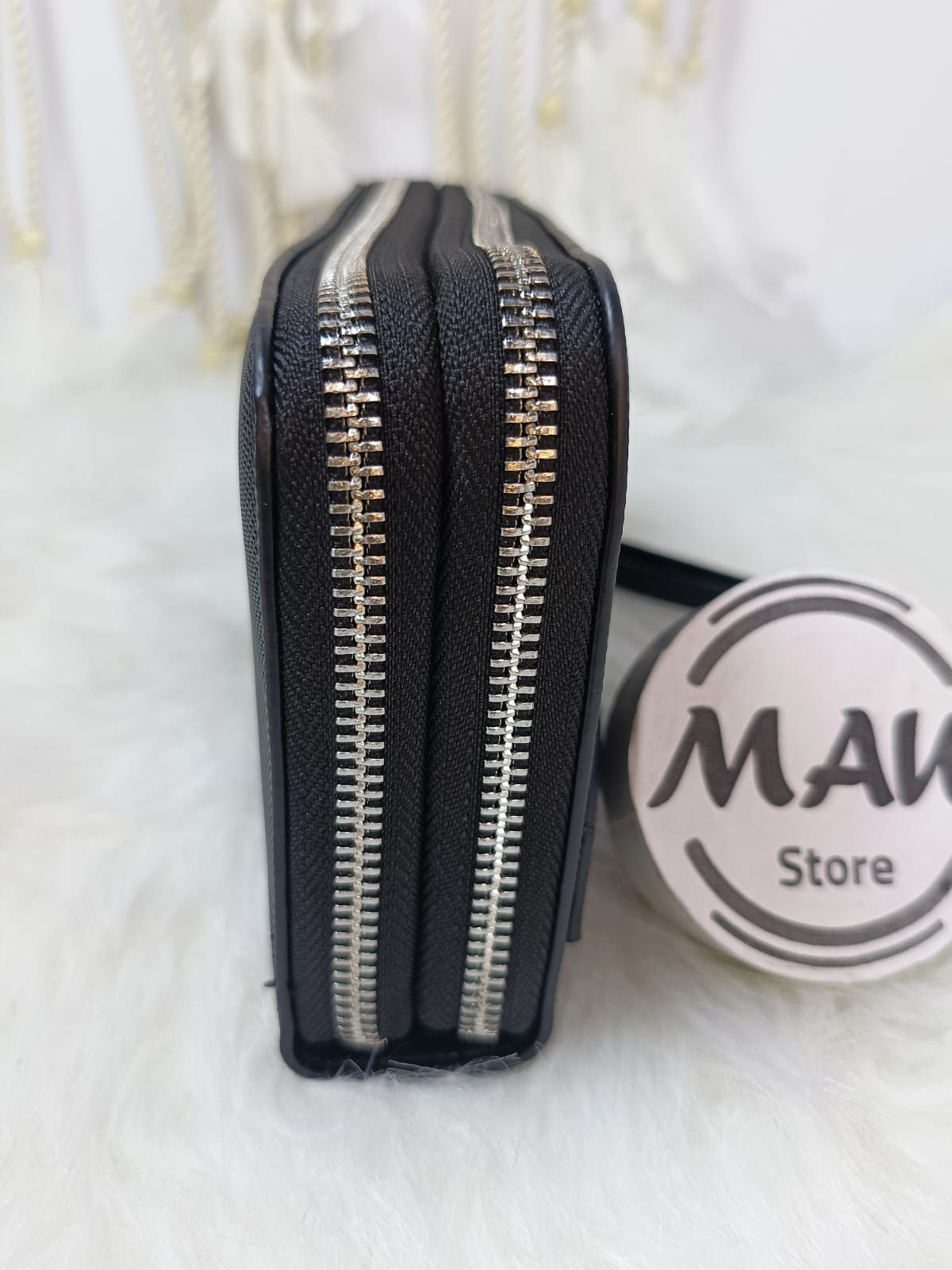 شنطة-لاكوست-ميرور-ب-2-سوستة-ماو_ستور