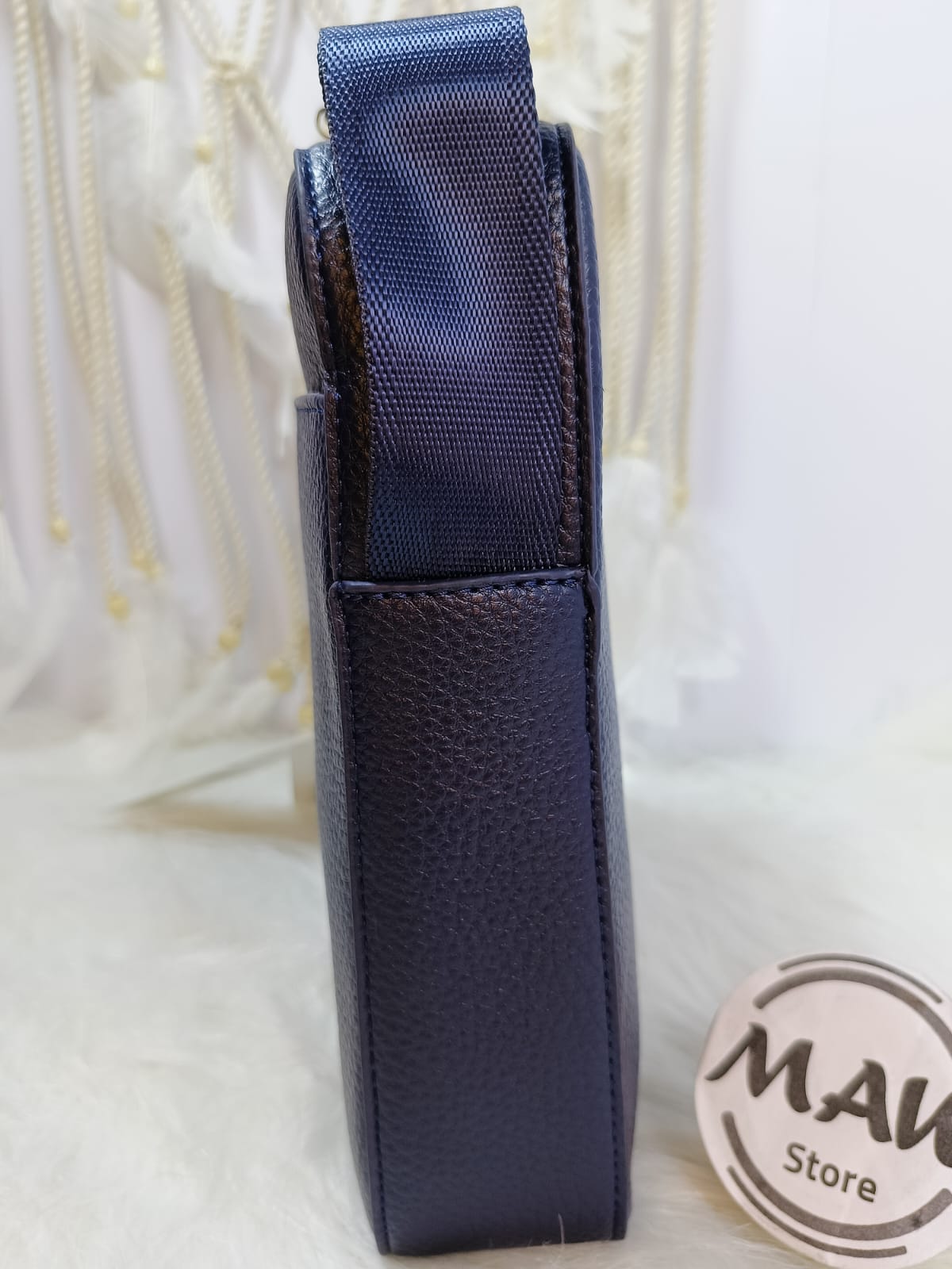 شنطة-لاكوست-ميرور-جلد-سوستة-واحدة-وجيب-امامي-ماو_ستور