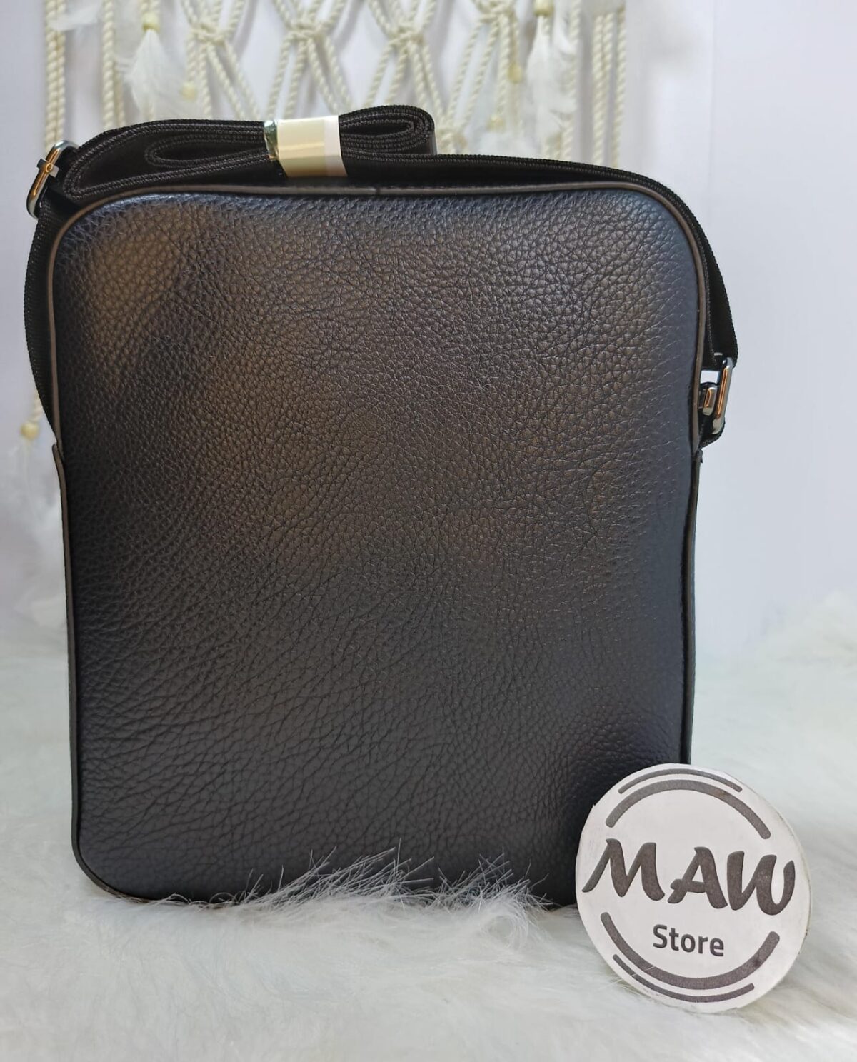 شنطة-لاكوست-ميرور-جلد-سوستة-واحدة-وجيب-امامي-ماو_ستور