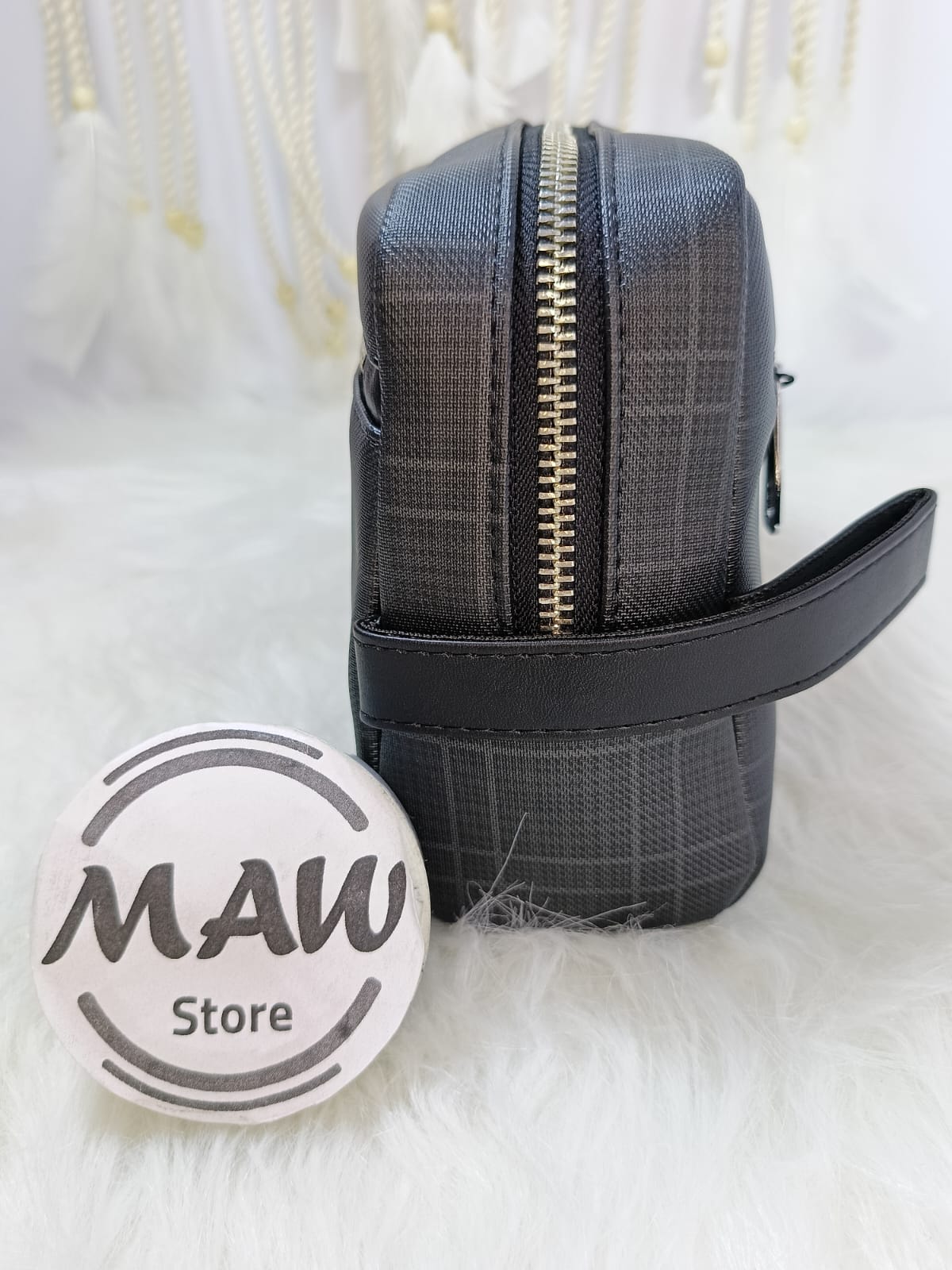 شنطة-لاكوست-ميرور-سوستة-كبيرة-و-سوتة-امامية-وسوستة-خلفية-ماو_ستور