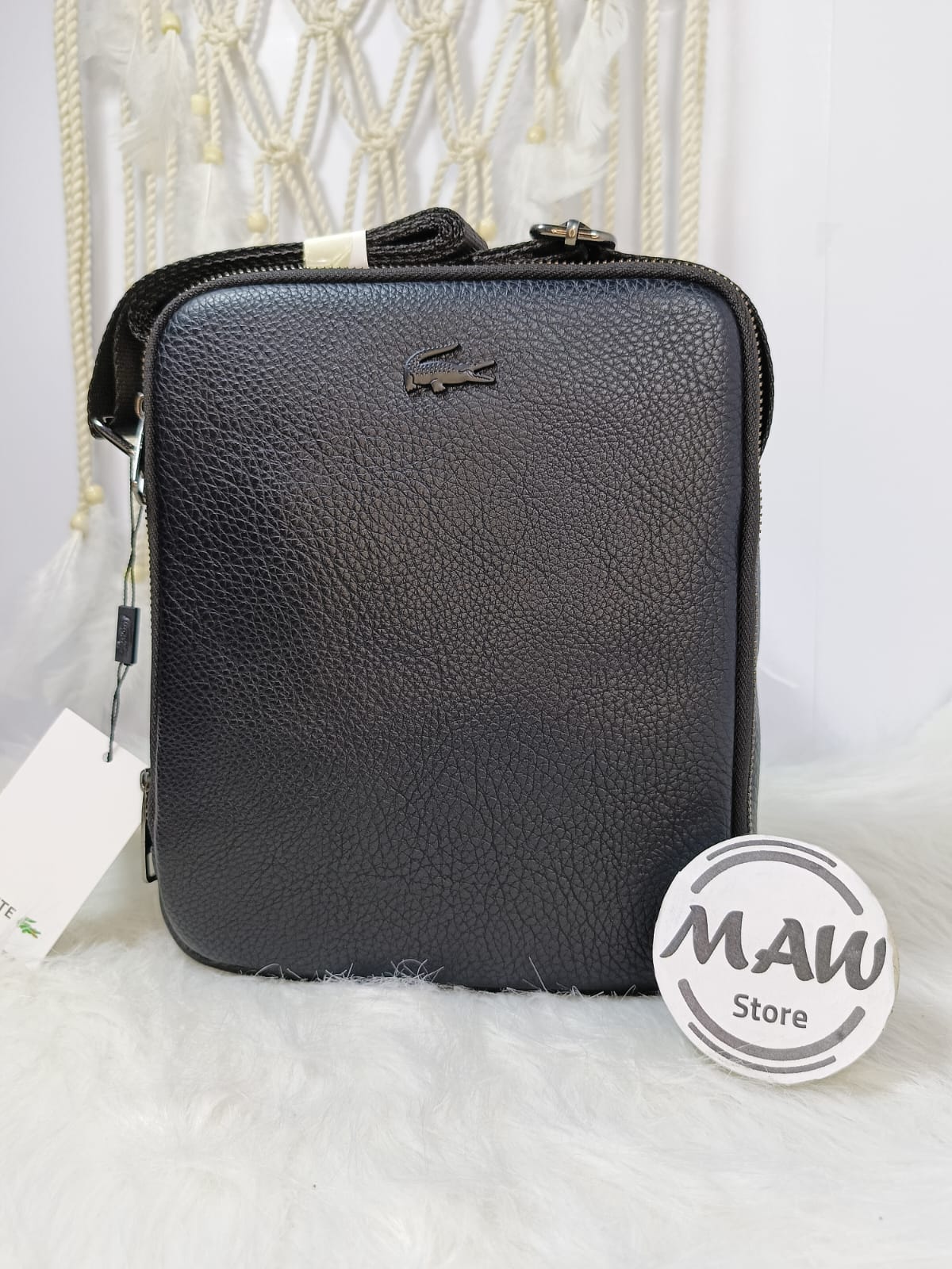 شنطة-لاكوست-ميرور-كروس-جلد-سوستة-امامية-كبيرة-ماو_ستور