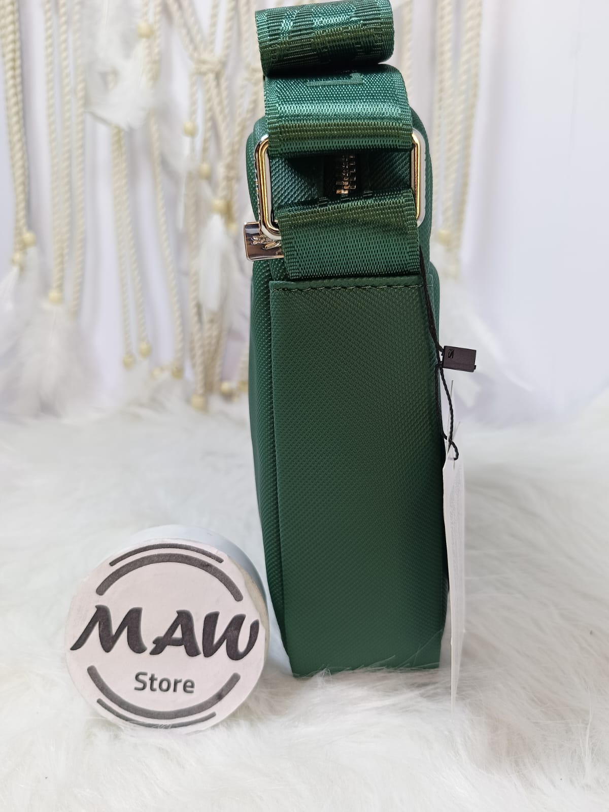 شنطة-لاكوست-ميرور-كروس-جلد-سوستة-خلفية-وجيب-امامى-مقاس-متوسط-موديل-2-ماو_ستور