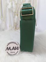 شنطة-لاكوست-ميرور-كروس-جلد-سوستة-خلفية-وجيب-امامى-مقاس-متوسط-موديل-2-ماو_ستور