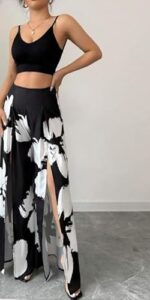طقم-بيتى-بلوزة-قصيرة-سوداء-مع-تنورة-ماكسي-طويلة-بطبعة-زهور-ماو_ستور