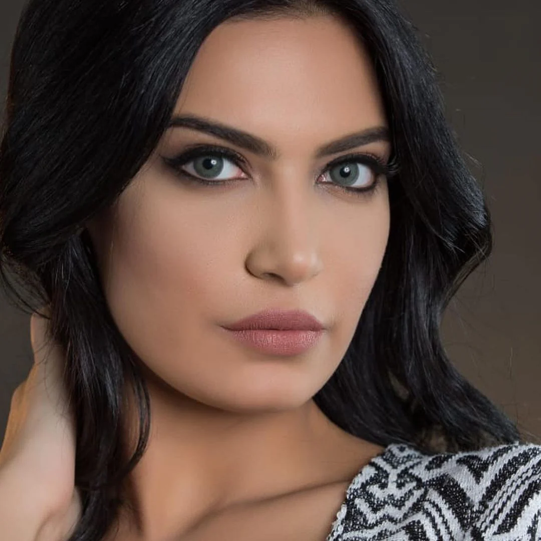 عدسات-لومينوس-السنوية-أخضر-لامع-ماو_ستور