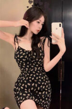 فستان--بيتى-خفيف-بحمالات-ومزين-برسمة-دب-صغير-ماو_ستور