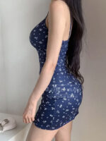 فستان-بيتي-موديل-شي-ان-قصير-مزين-بانقوش-ورد-ماو_ستور