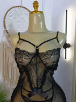 لانجري-اسود-شفاف-مفتوح-الصدر-مزين-بفيونكة-ماو_ستور