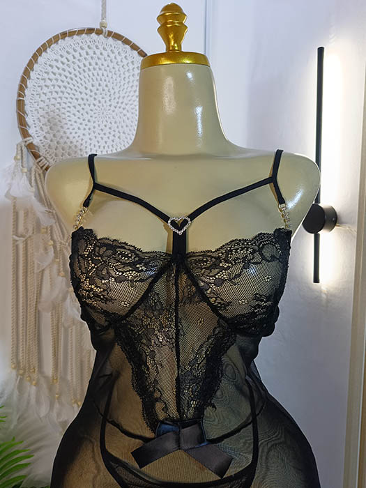 لانجري-اسود-شفاف-مفتوح-الصدر-مزين-بفيونكة-ماو_ستور