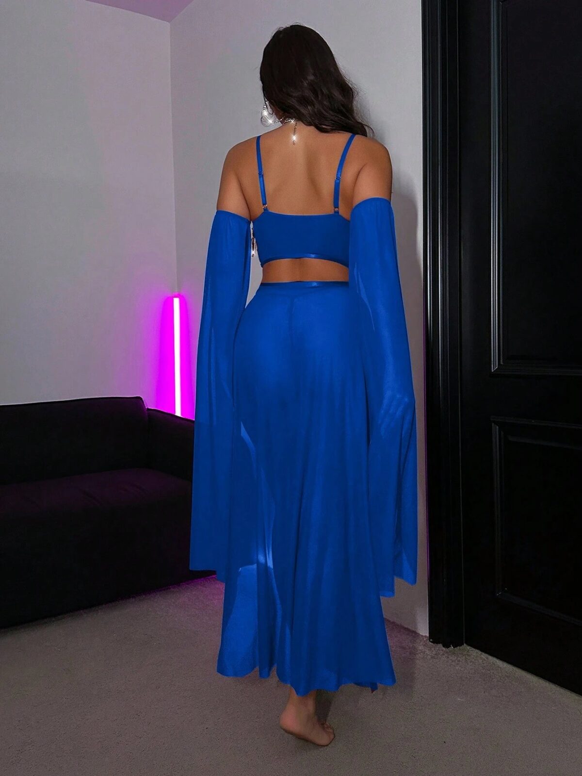 بدلة-رقص-شرقي-ازرق-مع-اكمام-طويلة-ماو_ستور