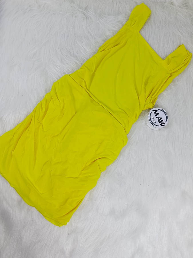 فستان-بيتى-قصير-ضيق-مكشوف-الظهر-لون-اصفر-ماو_ستور