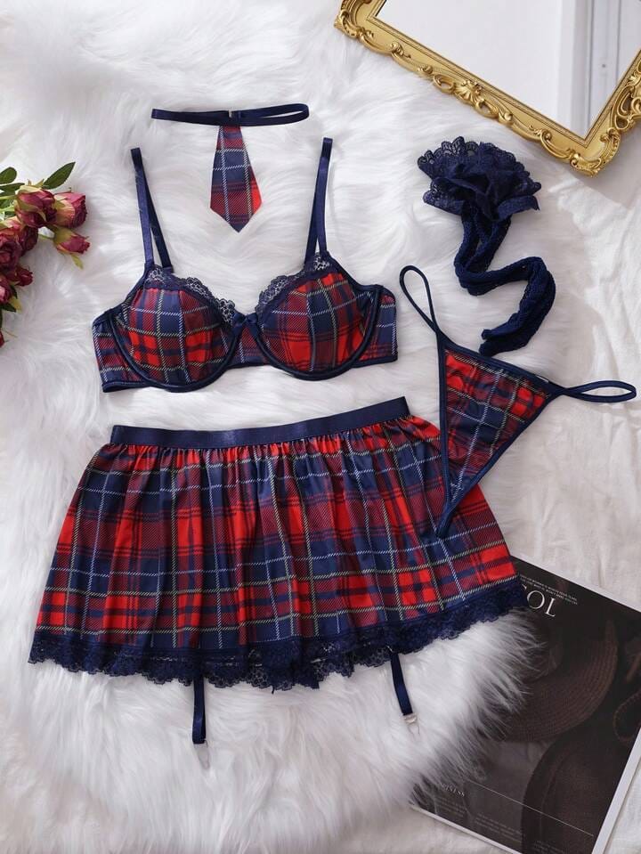 لانجري-تنكري_مثير-قطعتين-مع-فتحة-من-الخلف-وارجل-شبكية-ماو_ستور